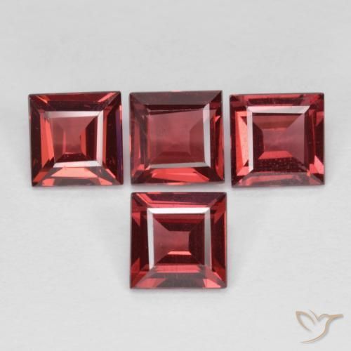 Shop natural 3.12ct Vin rouge profond Grenat Rhodolite gems, Carré, from Mozambique at GemSelect. In stock, global shipping!