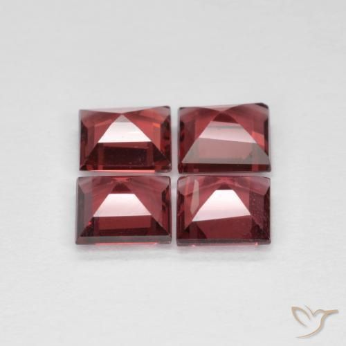 Shop natural 3.12ct Vin rouge profond Grenat Rhodolite gems, Carré, from Mozambique at GemSelect. In stock, global shipping!