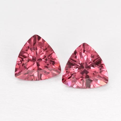 Achetez naturel 0,93ct rouge foncé grenat rhodolite gems, trillion, en provenance mozambique chez gemselect. en stock, livraison internationale!
