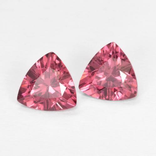 Achetez naturel 0,93ct rouge foncé grenat rhodolite gems, trillion, en provenance mozambique chez gemselect. en stock, livraison internationale!