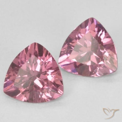 Shop natural 1.06ct Light Merlot Red Grenat Rhodolite gems, Trillion, from Mozambique at GemSelect. In stock, global shipping!