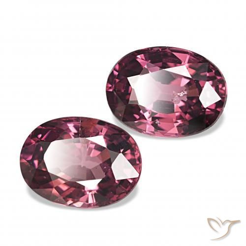 Shop natural 2.14ct Pourpre-Rouge Grenat Rhodolite gems, ovale, from Mozambique at GemSelect. In stock, global shipping!