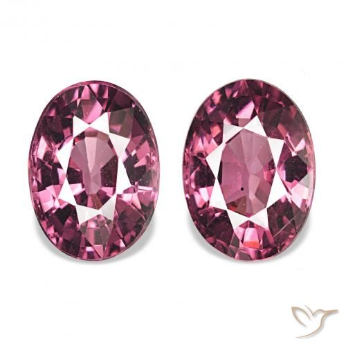 Shop natural 2.14ct Pourpre-Rouge Grenat Rhodolite gems, ovale, from Mozambique at GemSelect. In stock, global shipping!