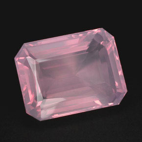 Quartz rose rose naturelle transparent, 151,95 ct, transparent / translucide