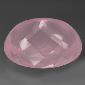 Quartz rose rose naturelle transparent, 223,50 ct, transparent / translucide