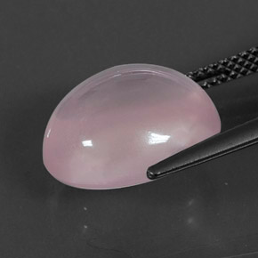 Quartz rose rose naturelle coupe ovale, 8,60 ct, transparent