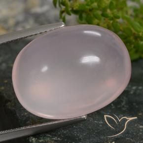 Quartz rose Rose léger naturelle ovale, 24.31 ct, Translucide
