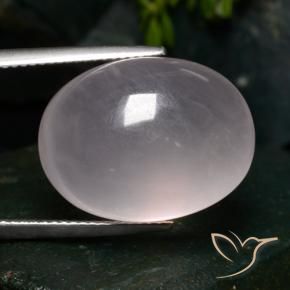 Quartz rose Rose rosé très clair naturelle ovale, 26.04 ct, Translucide