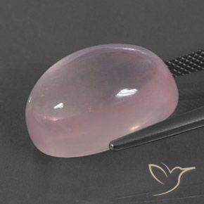 Quartz rose Rose corail naturelle ovale, 18.98 ct, Transparent