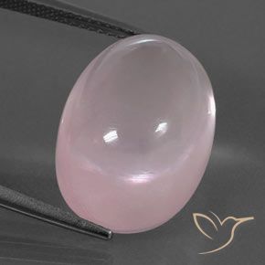 Quartz rose rose naturelle coupe ovale, 20,78 ct, transparent