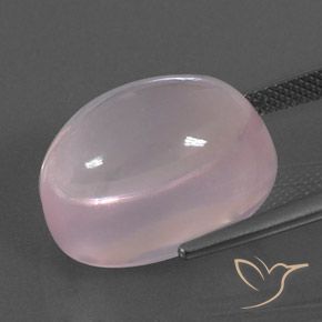 Quartz rose Rose corail naturelle ovale, 21.41 ct, Transparent