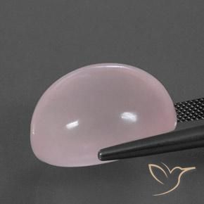 Quartz rose Rose clair naturelle ovale, 47.24 ct, Transparent