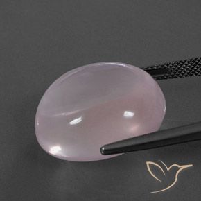 Quartz rose Rose clair naturelle ovale, 34.11 ct, Transparent