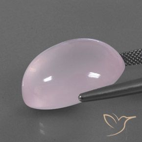 Quartz rose Rose clair naturelle ovale, 29.55 ct, Transparent / Translucide