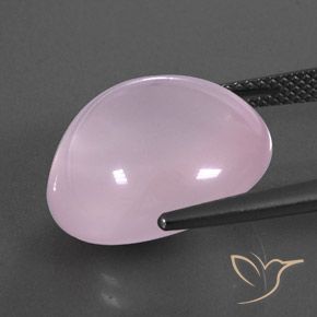 Quartz rose Rose bubblegum naturelle ovale, 17.49 ct, Transparent / Translucide