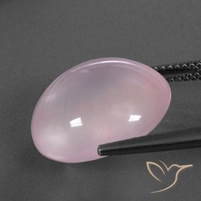 Quartz rose Rose clair naturelle ovale, 14.35 ct, Transparent / Translucide