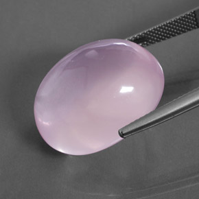 Quartz rose rose naturelle coupe ovale, 30,20 ct, transparent