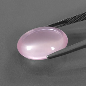 Quartz rose rose naturelle coupe ovale, 13,78 ct, transparent