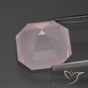 Quartz rose Rose bubblegum naturelle Octogone / coupe Émeraude, 10.29 ct, Transparent