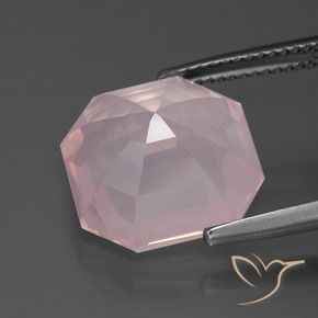 Quartz rose Rose clair naturelle Octogone / coupe Émeraude, 10.23 ct, Transparent