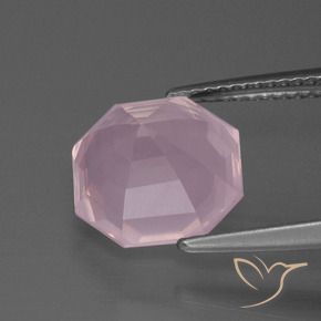 Quartz rose Rose léger naturelle Octogone / coupe Émeraude, 4.88 ct, Transparent