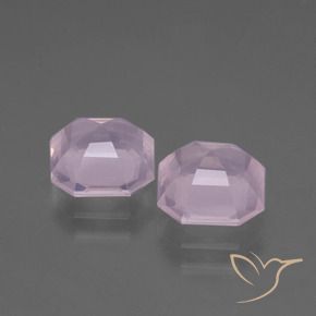 Achetez naturel 3.77ct Rose clair Quartz Rose gems, Taille émeraude, En provenance Afrique du Sud chez GemSelect. En stock, livraison internationale!