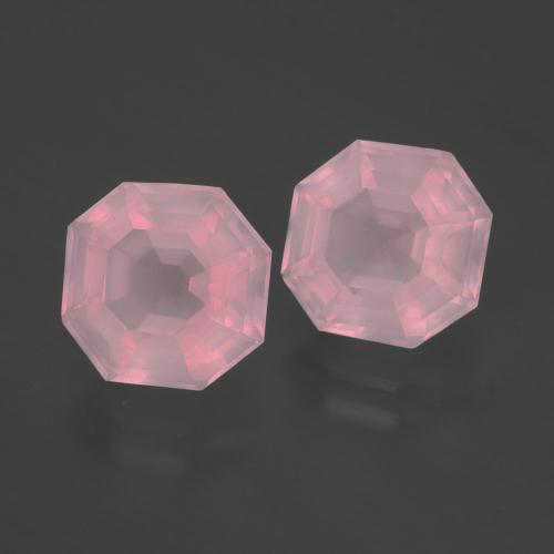 Achetez naturel 5.02ct Rose rosé moyen Quartz Rose gems, Taille émeraude, En provenance Afrique du Sud chez GemSelect. En stock, livraison internationale!