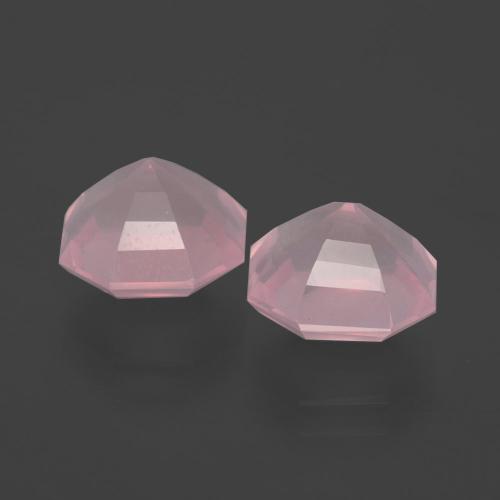 Achetez naturel 5.02ct Rose rosé moyen Quartz Rose gems, Taille émeraude, En provenance Afrique du Sud chez GemSelect. En stock, livraison internationale!