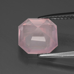 Quartz rose rose naturelle taille émeraude, 2,89 ct, transparent