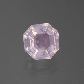 Quartz Rose Rose cerise léger naturelle Taille émeraude, 2.56 ct, Transparent