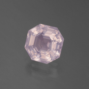 Quartz Rose Rose cerise léger naturelle Taille émeraude, 2.56 ct, Transparent