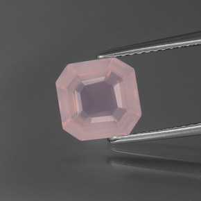 Quartz rose rose naturelle taille émeraude, 2,20 ct, transparent