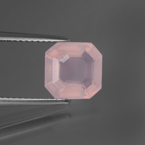 Quartz rose rose naturelle taille émeraude, 2,20 ct, transparent