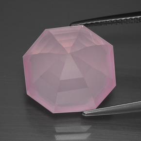 Quartz rose rose naturelle taille émeraude, 12,44 ct, transparent