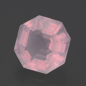 Quartz rose rose naturelle taille émeraude, 2,60 ct, transparent