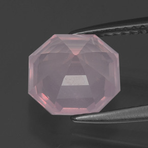 Quartz rose rose naturelle taille émeraude, 2,60 ct, transparent