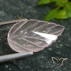 Quartz rose Flamant rose naturelle Taille Fleur, 2.95 ct, Transparent