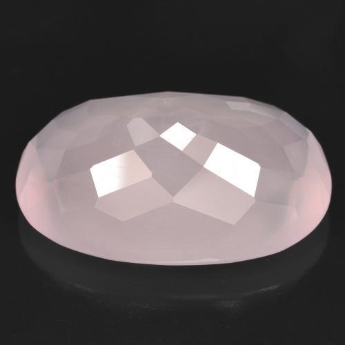 Quartz Rose Flamant rose naturelle Coupe ovale, 45.78 ct, Translucide