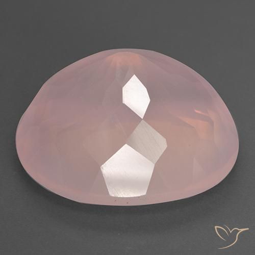 Quartz rose Rose moyen naturelle ovale, 39.78 ct, Transparent