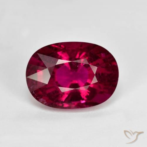 Tourmaline rubellite Rouge foncé naturelle ovale, 3.45 ct, VS-SI