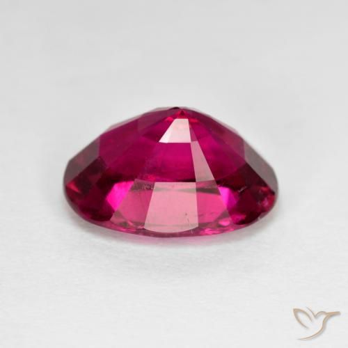 Tourmaline rubellite Rouge foncé naturelle ovale, 3.45 ct, VS-SI