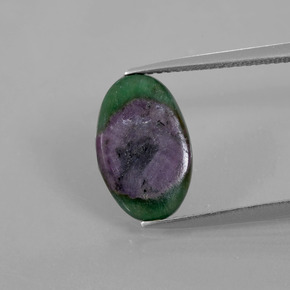 Rubis dans fuchsite bicolore naturelle coupe ovale, 3,14 ct, translucide
