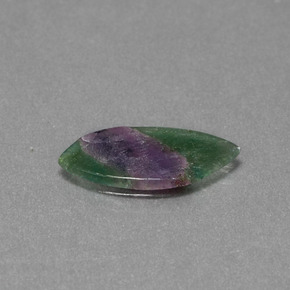 Rubis dans fuchsite bicolore naturelle marquise, 1,30 ct, translucide
