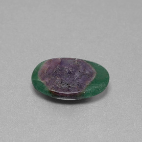 Rubis en Fuchsite Bicolore naturelle Coupe ovale, 4.50 ct, Translucide