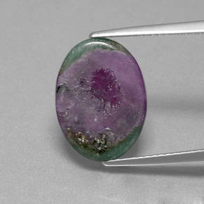 Rubis dans fuchsite bicolore naturelle coupe ovale, 4,55 ct, translucide