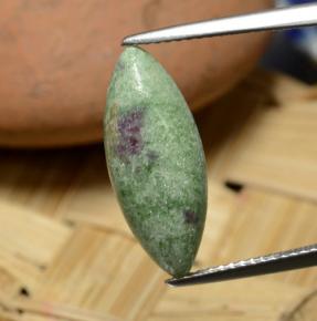 Rubis-Zoisite Vert moyen-léger naturelle Marquise, 5.98 ct, Opaque