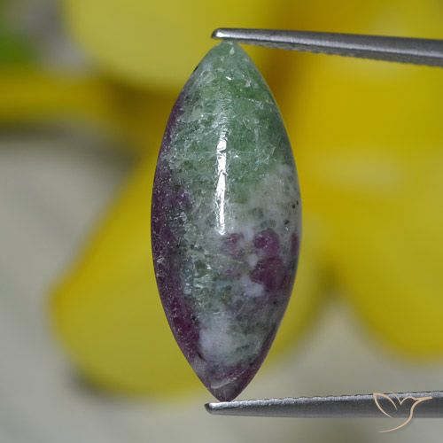 6.96ct Naturel Multicolore Rubis-Zoisite, Marquise, Opaque