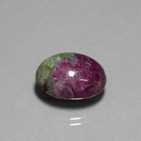 Rubis zoïsite multicolore naturelle coupe ovale, 16,74 ct, opaque