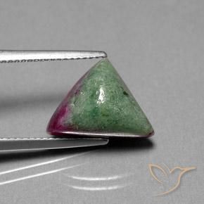 7.37ct Naturel Multicolore Rubis-Zoisite, Trillion, Opaque