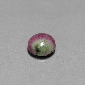 Rubis zoïsite multicolore naturelle coupe ovale, 2,96 ct, opaque